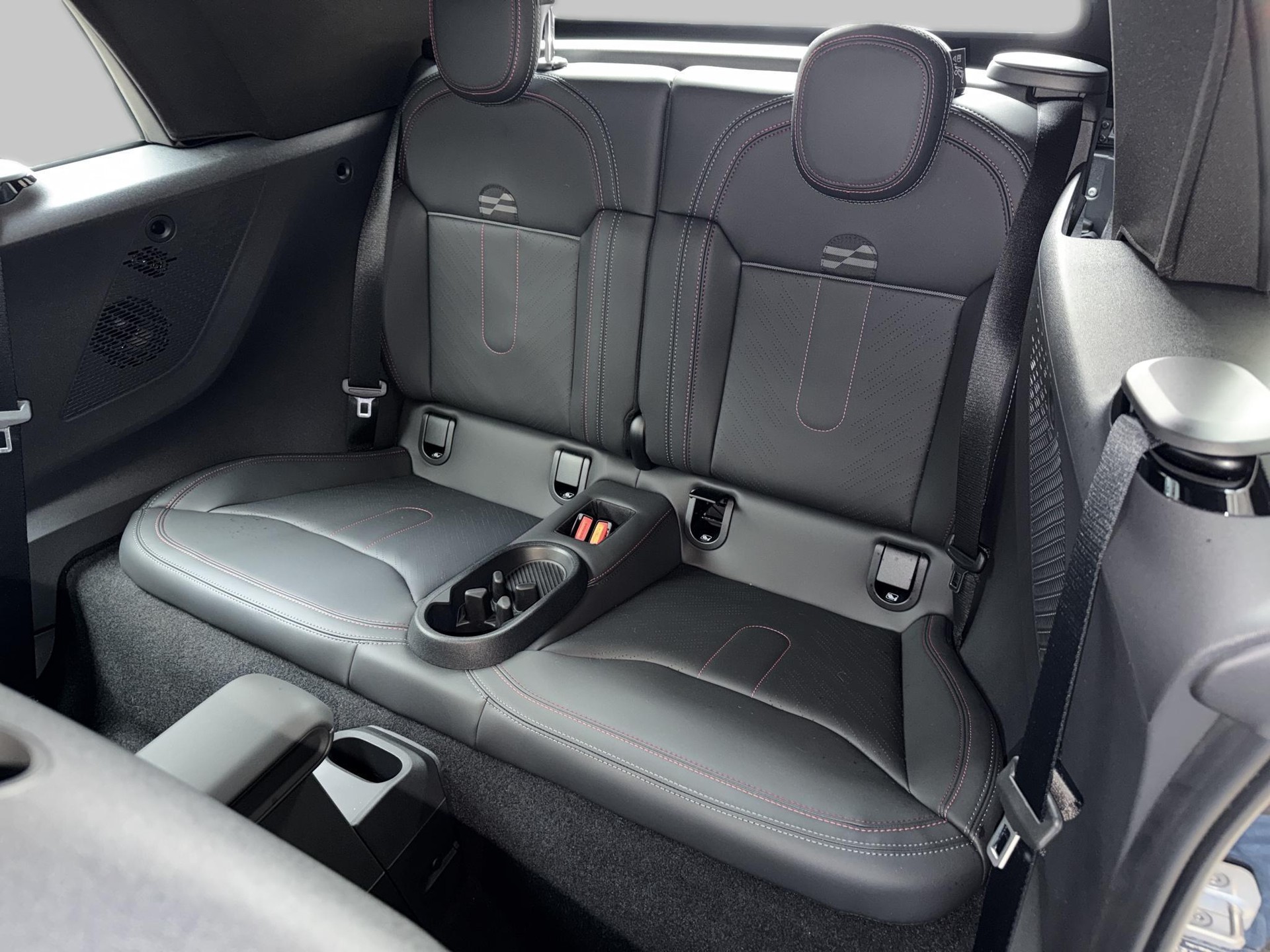 MINI John Cooper Works Cabrio-image-16
