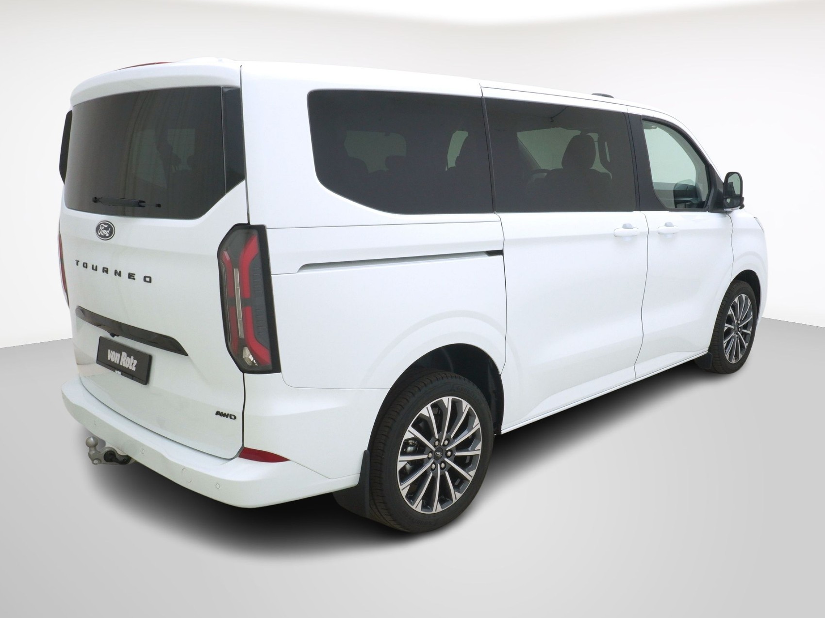 FORD Tourneo Custom 320 L1 2.0 TDCI 4x4 Titanium X-image-4