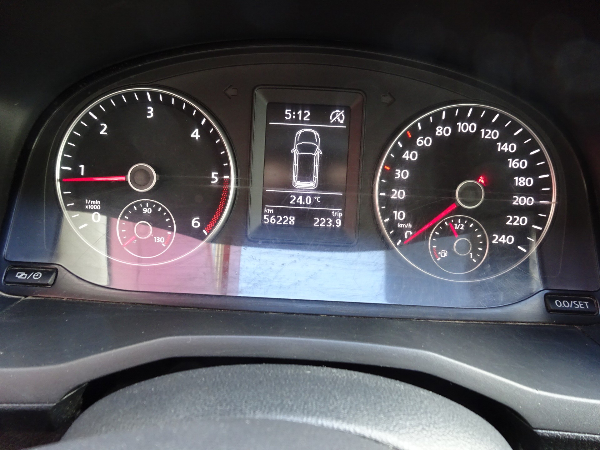 VW Caddy 2.0TDI 4Motion BlueMotion Technology DSG-image-12