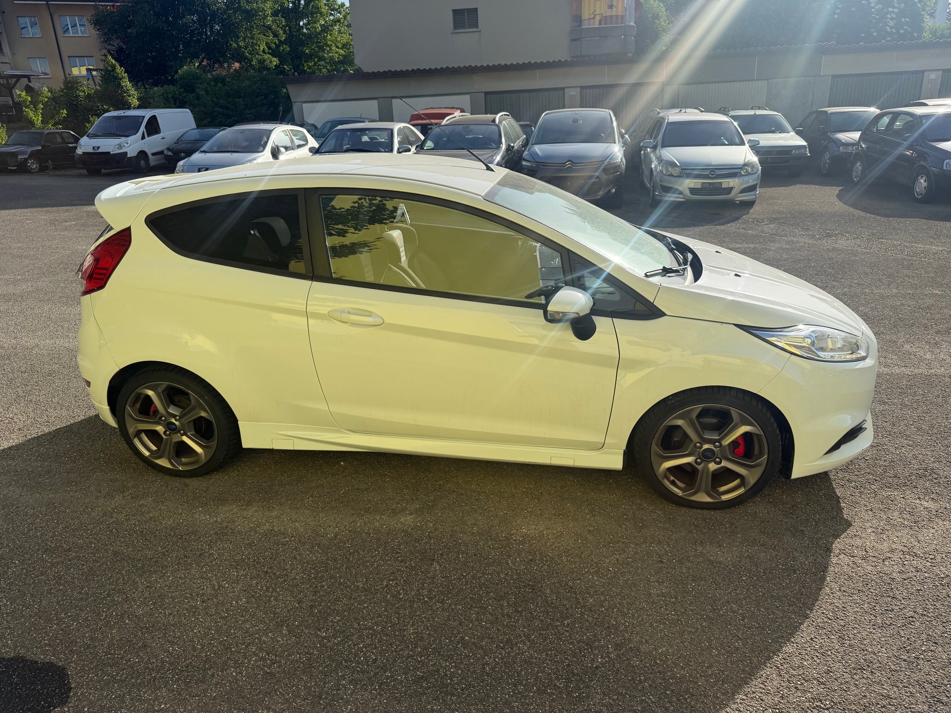 FORD Fiesta 1.6 SCTi ST-1-image-2