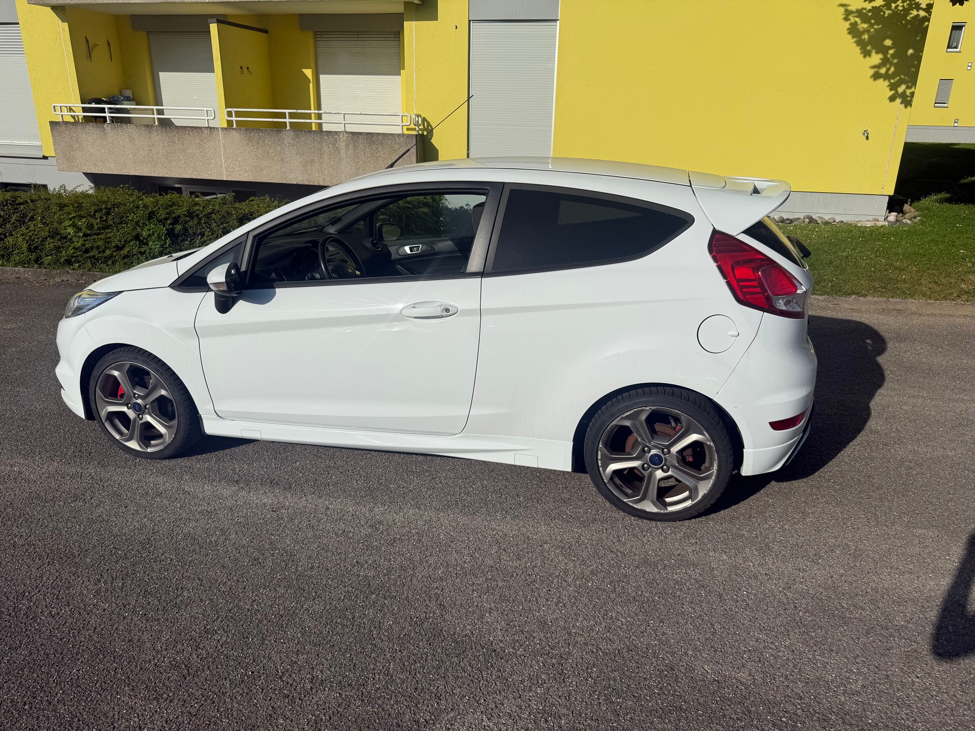 FORD Fiesta 1.6 SCTi ST-1-image-6