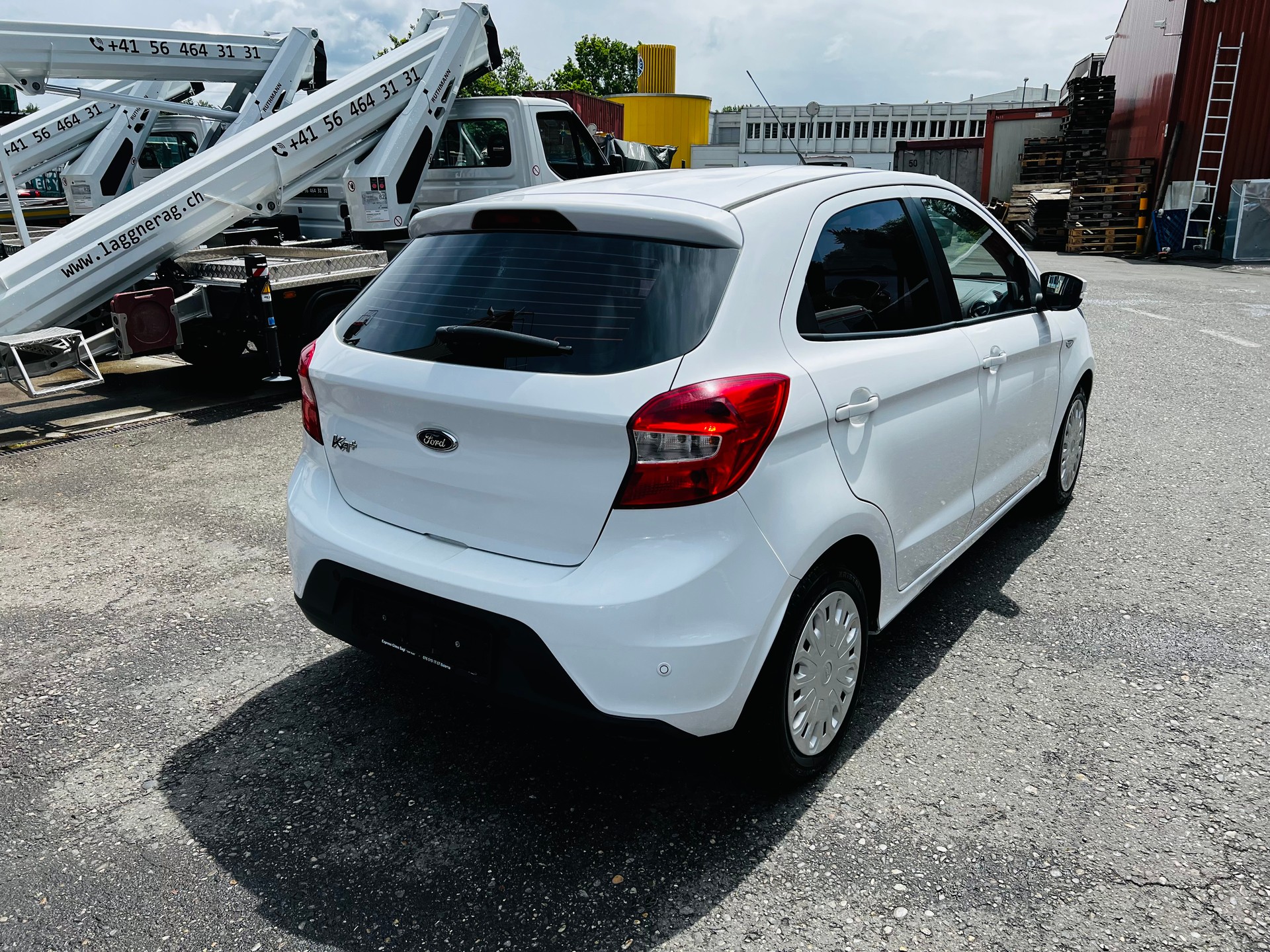 FORD KA+ 1.2 Ti-VCT White Edition-image-3