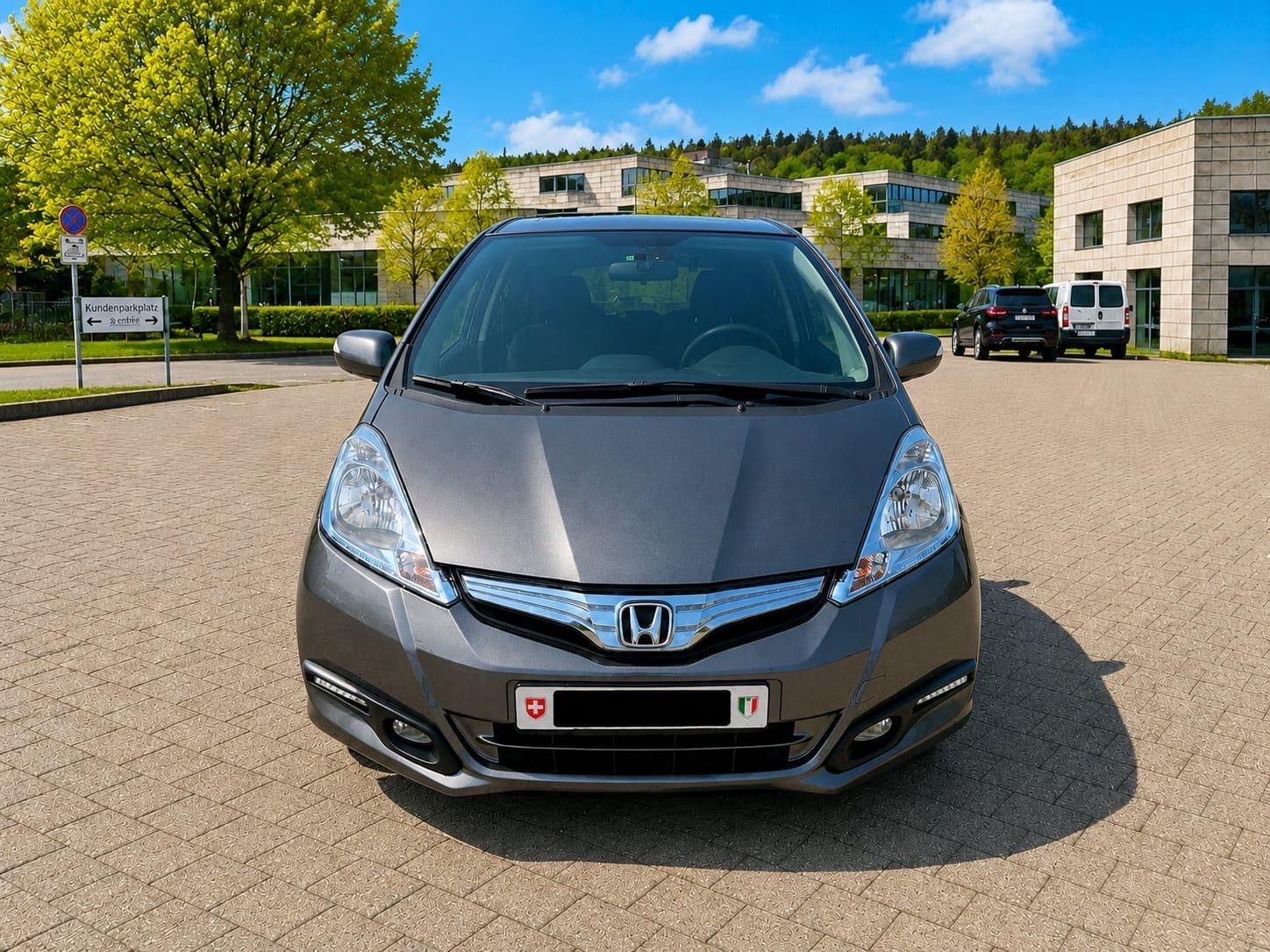 HONDA Jazz 1.3i Hybrid Exclusive CVT-image-4
