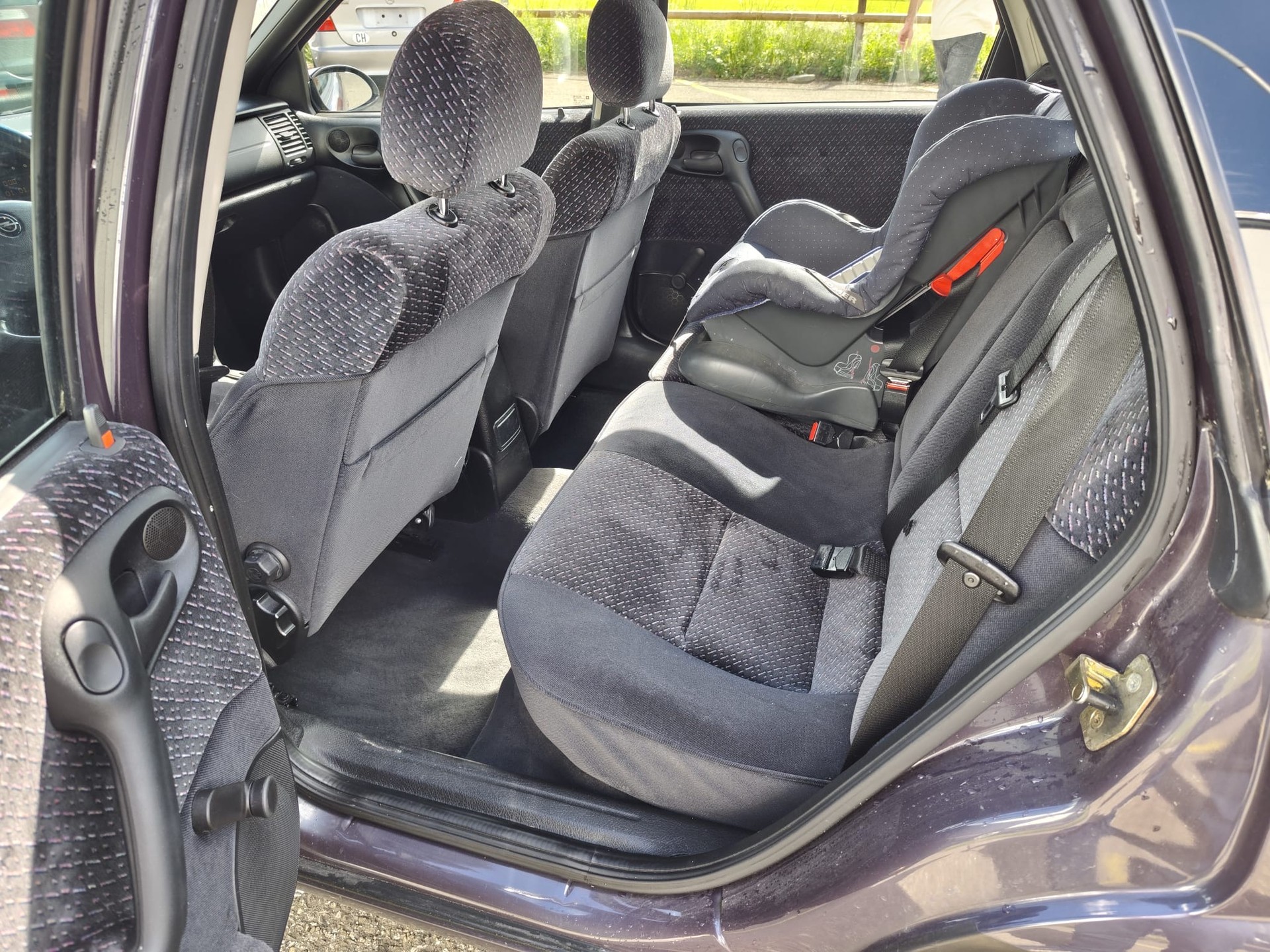 OPEL Vectra 2.0i 16V CD-image-9