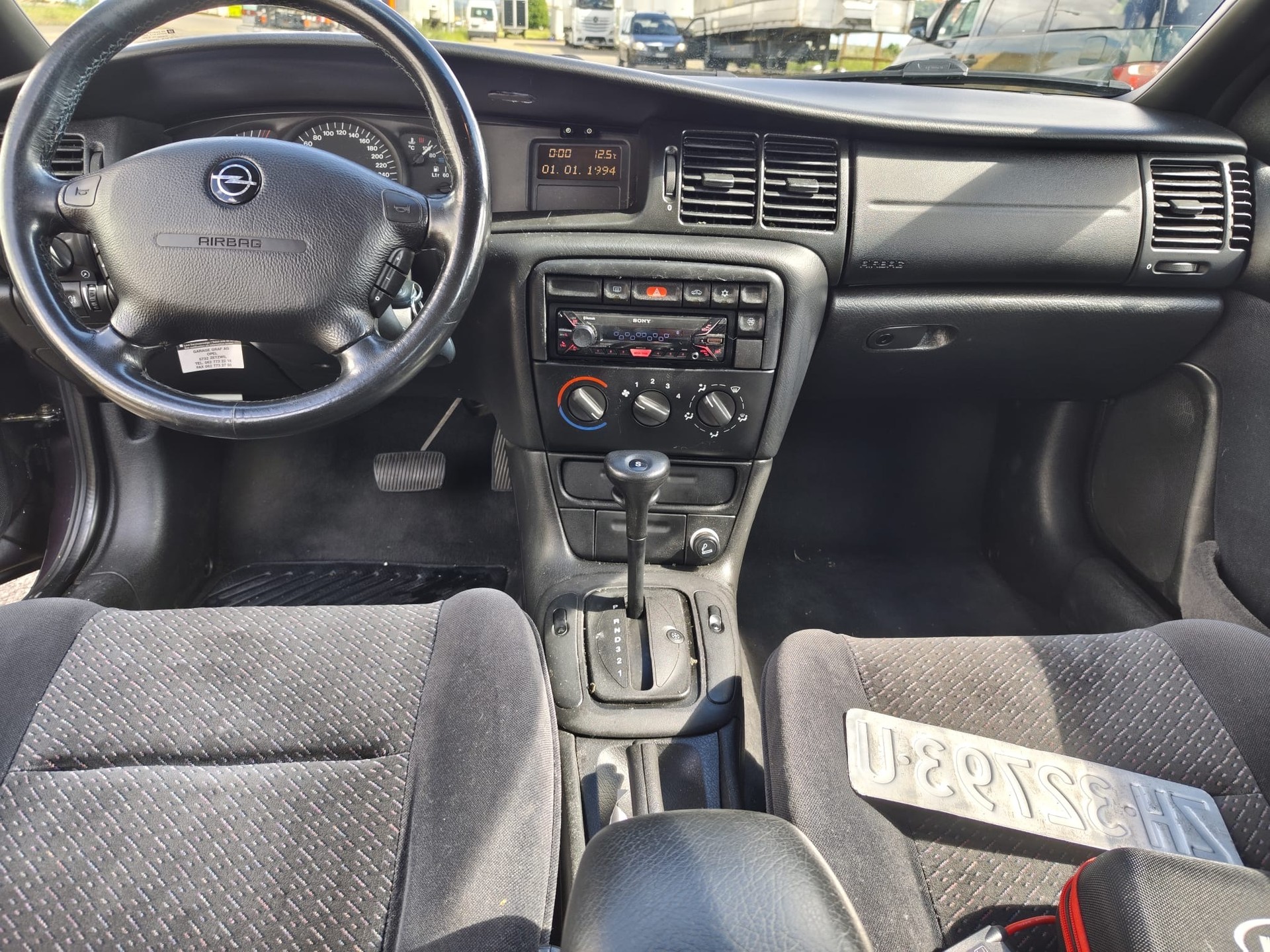 OPEL Vectra 2.0i 16V CD-image-7