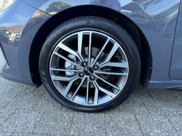 KIA Rio 1.0 T-GDi MHEV GT-Line-image-11