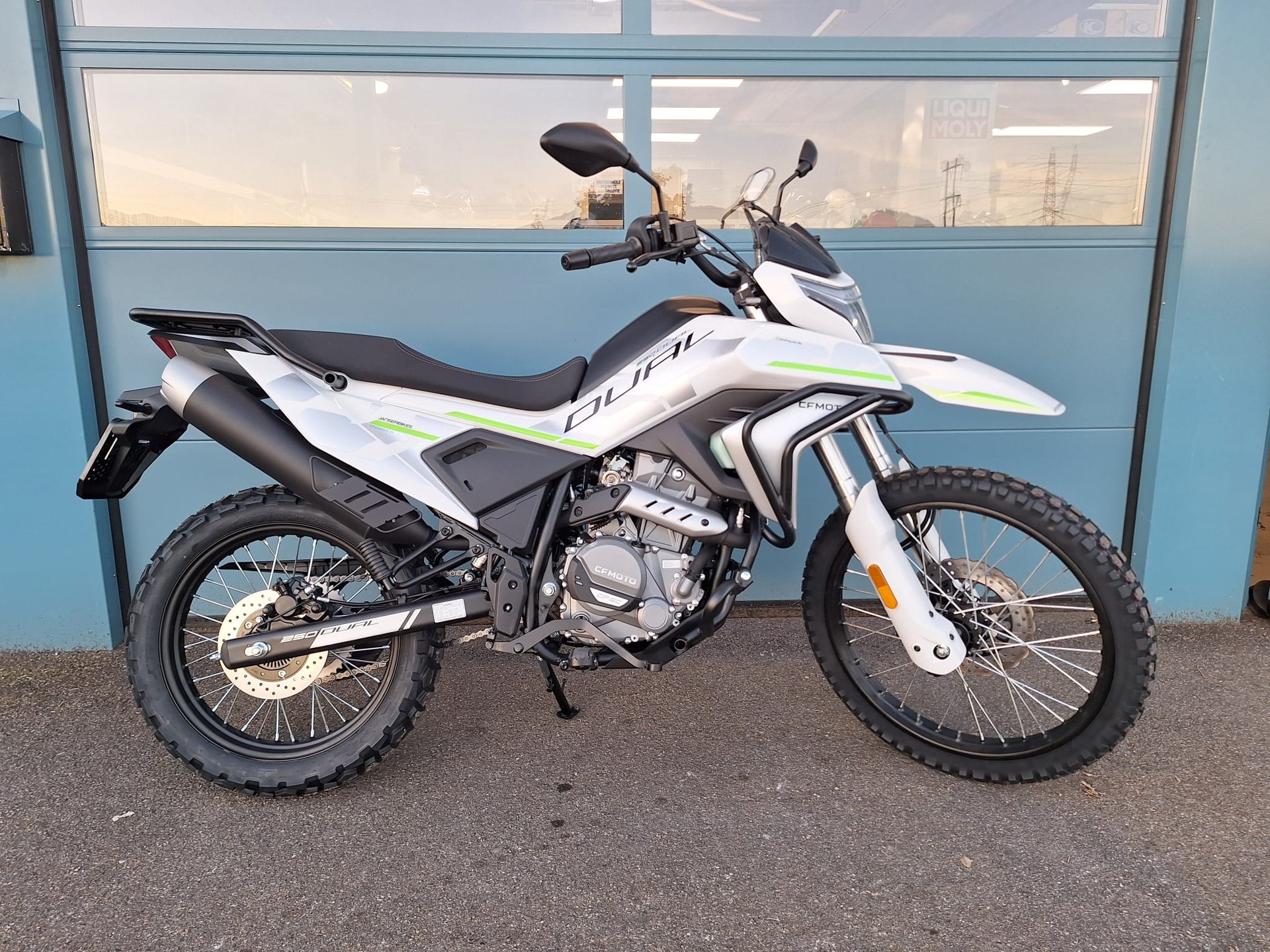 CF MOTO Dual 250