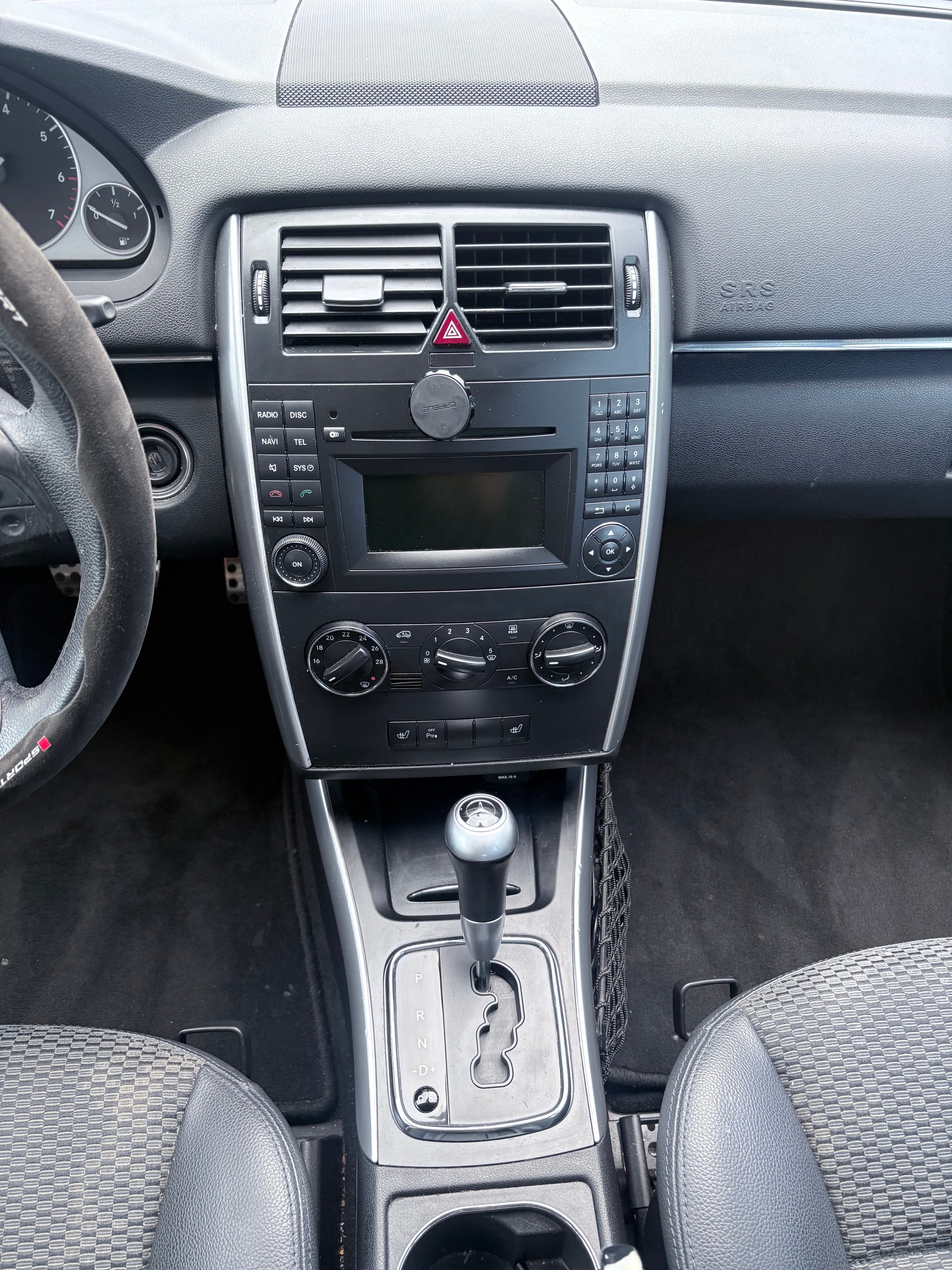 MERCEDES-BENZ B 180 My Star Autotronic Neue MFK-image-6