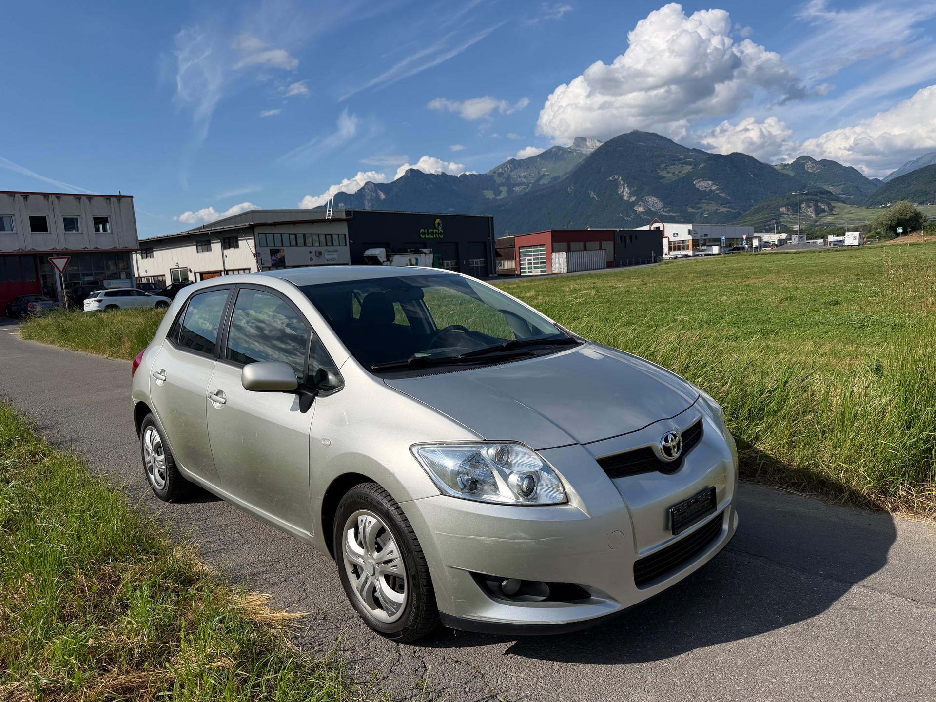 TOYOTA Auris 1.6 Linea Terra