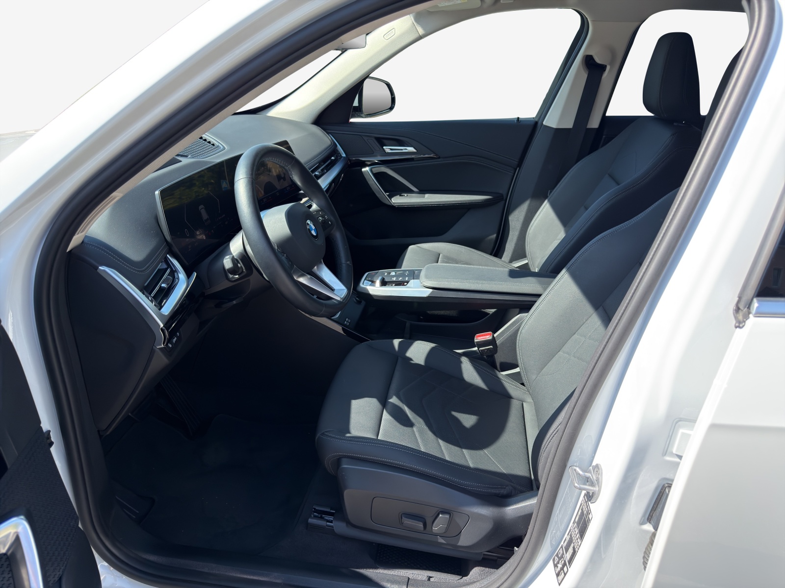 BMW X1 xDrive 23i 48V xLine-image-7