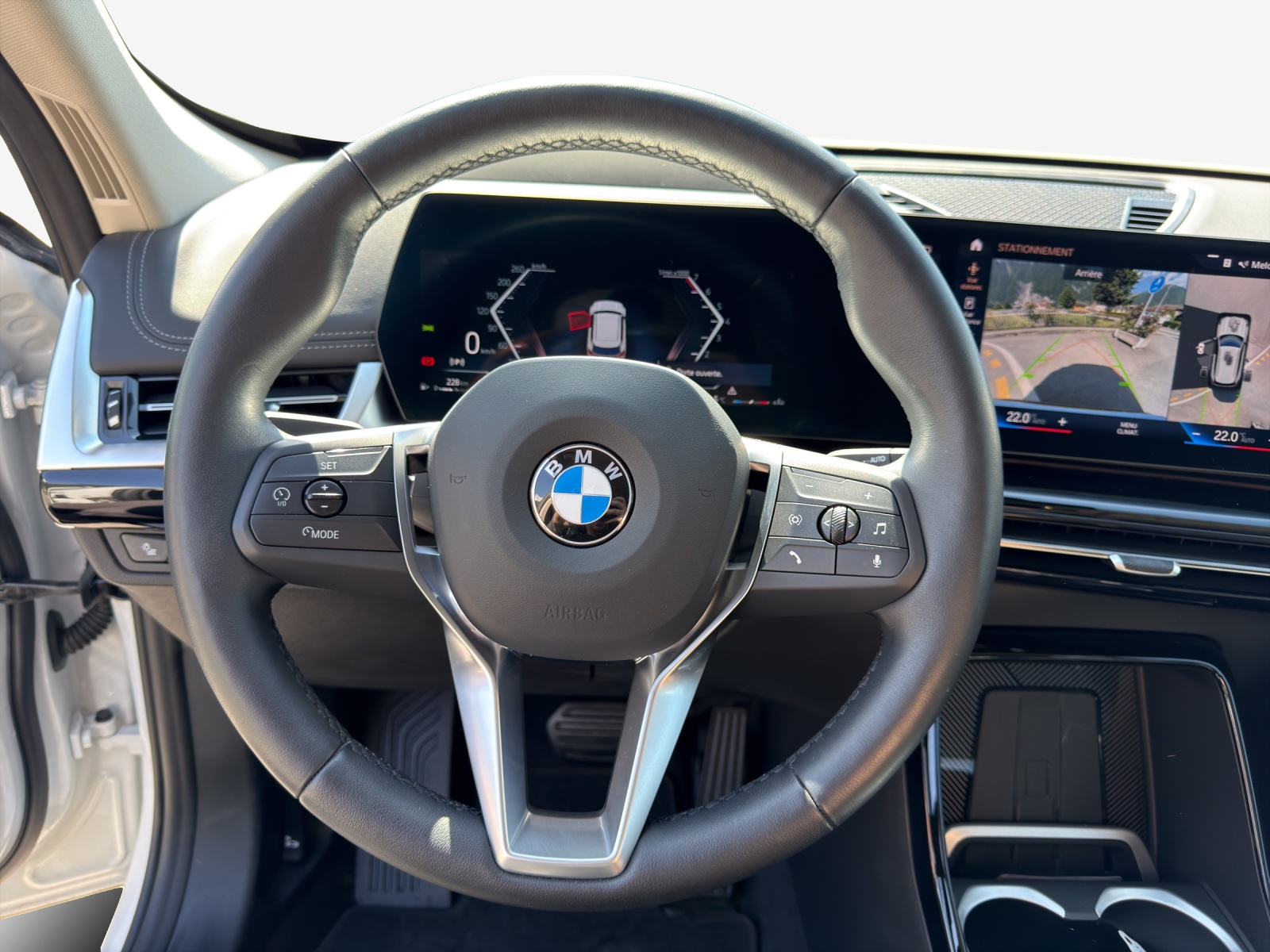 BMW X1 xDrive 23i 48V xLine-image-9