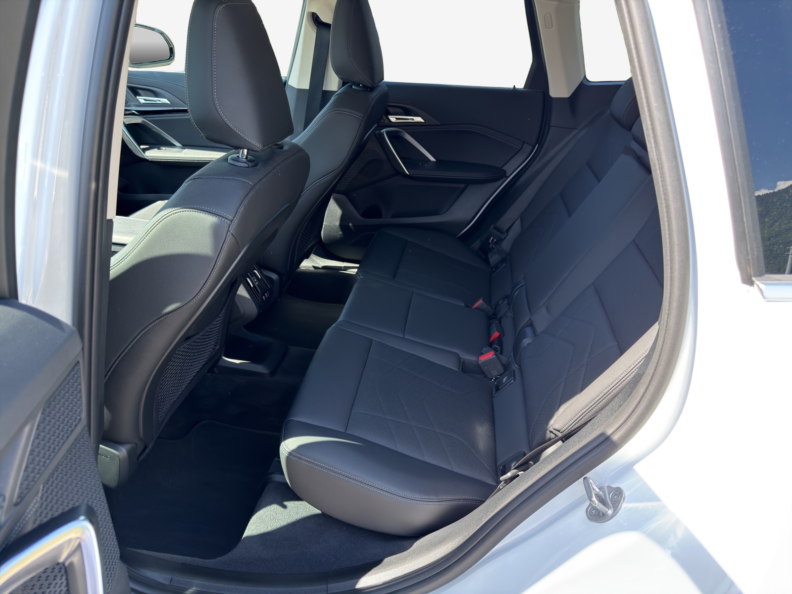 BMW X1 xDrive 23i 48V xLine-image-11