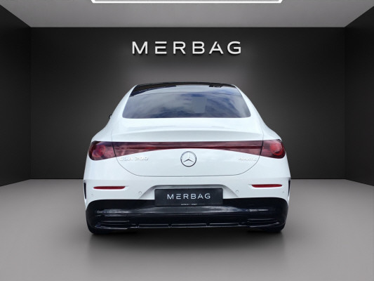 MERCEDES-BENZ CLA 200 8G-DCT 4Matic-image-4