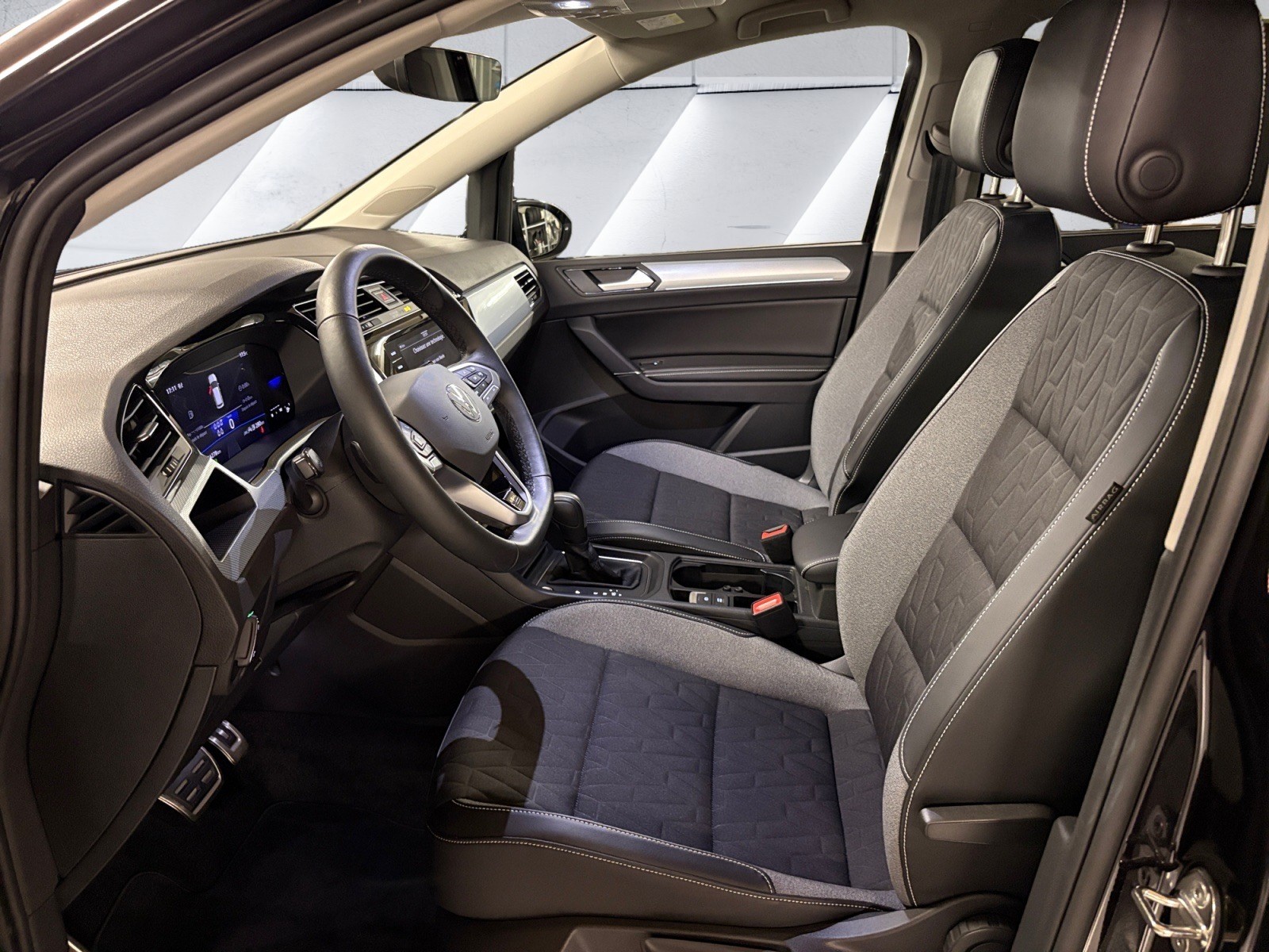 VW Touran 1.5 TSI EVO Comfortline DSG-image-12