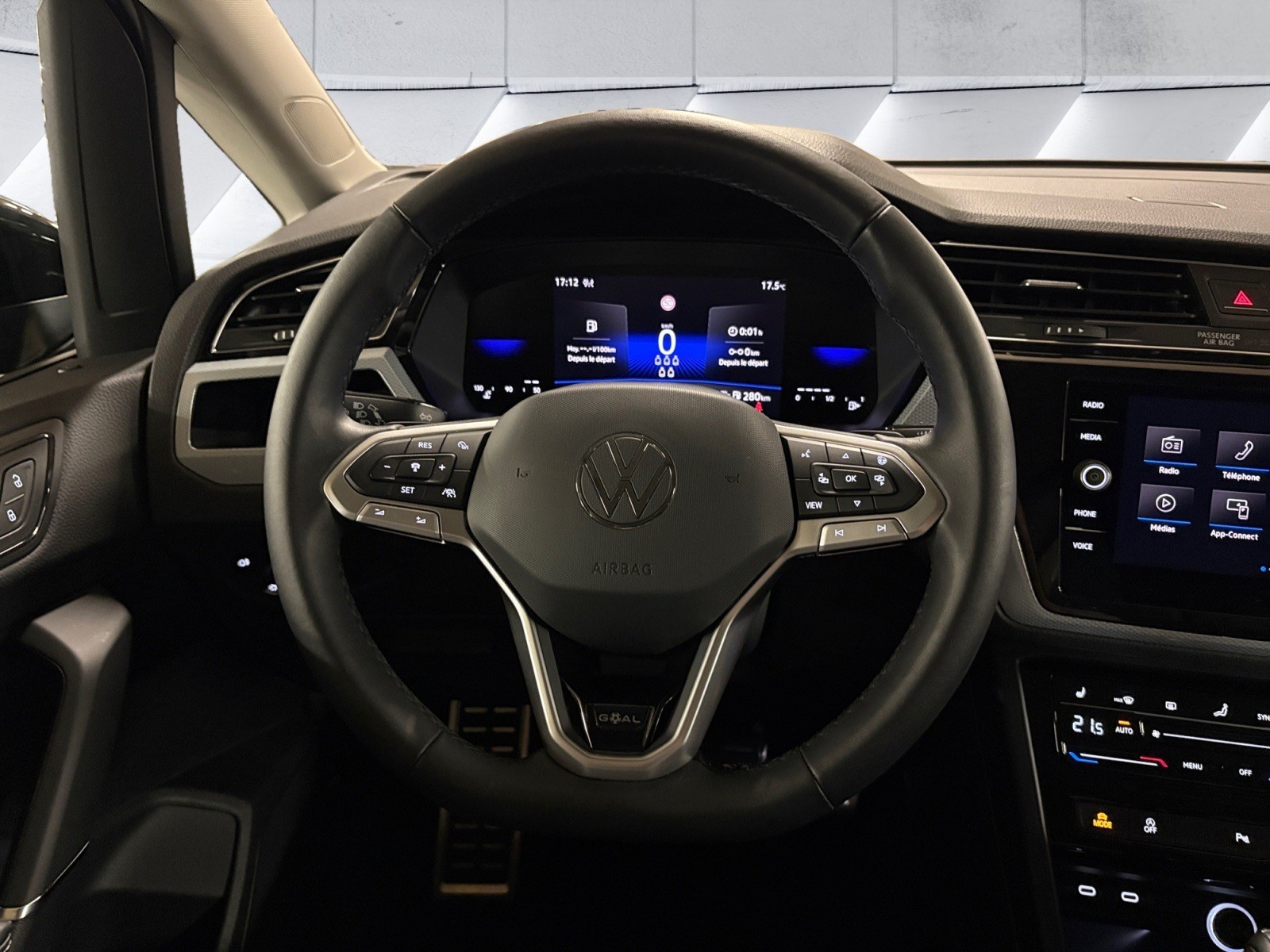 VW Touran 1.5 TSI EVO Comfortline DSG-image-9