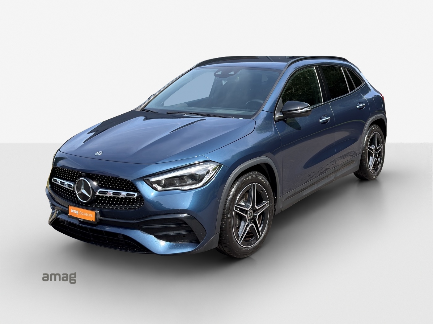 MERCEDES-BENZ GLA 250 4Matic AMG Line 8G-DCT-image-0