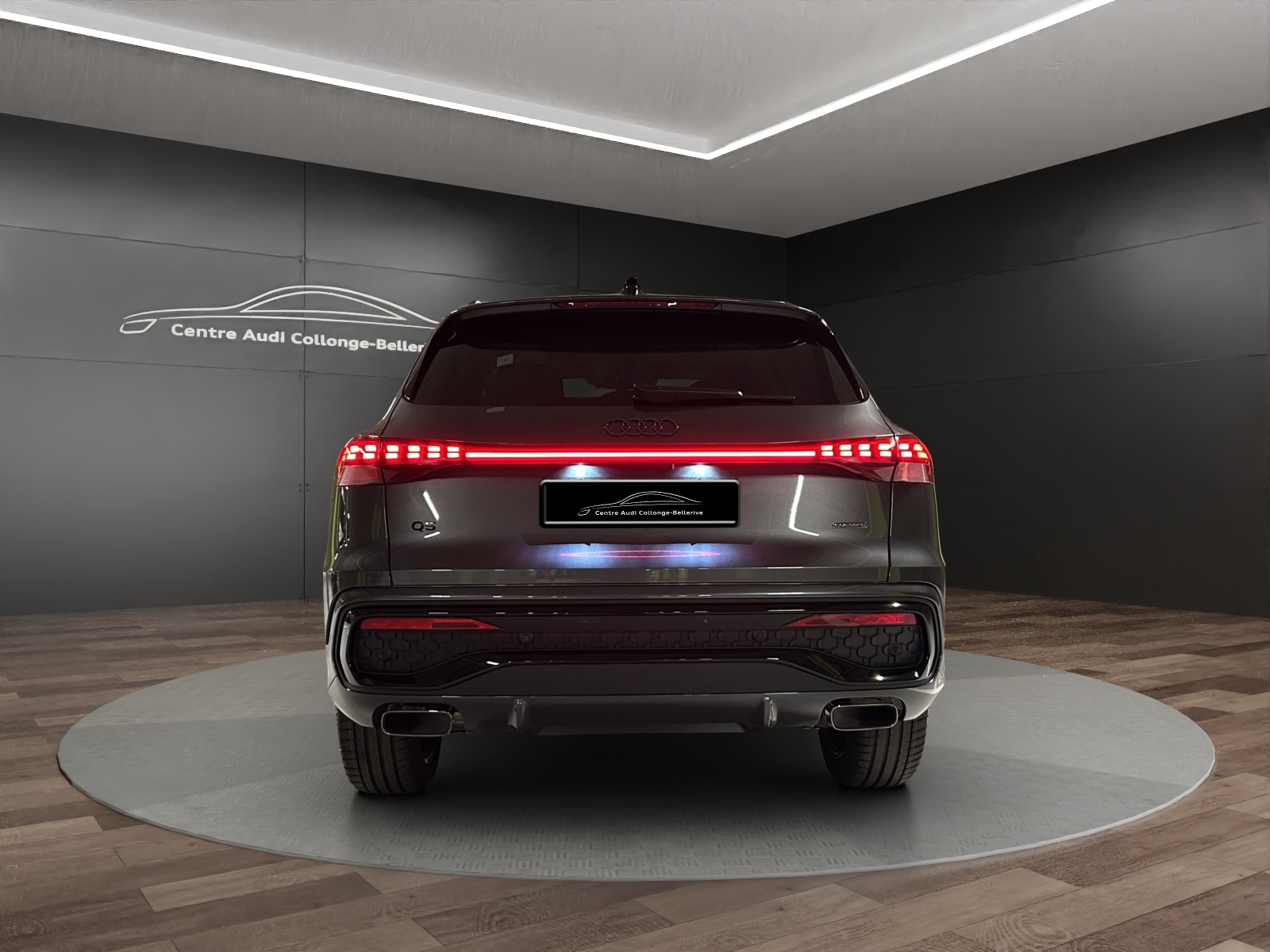 AUDI Q5 TFSI quatto 150 kW S-tronic-image-4