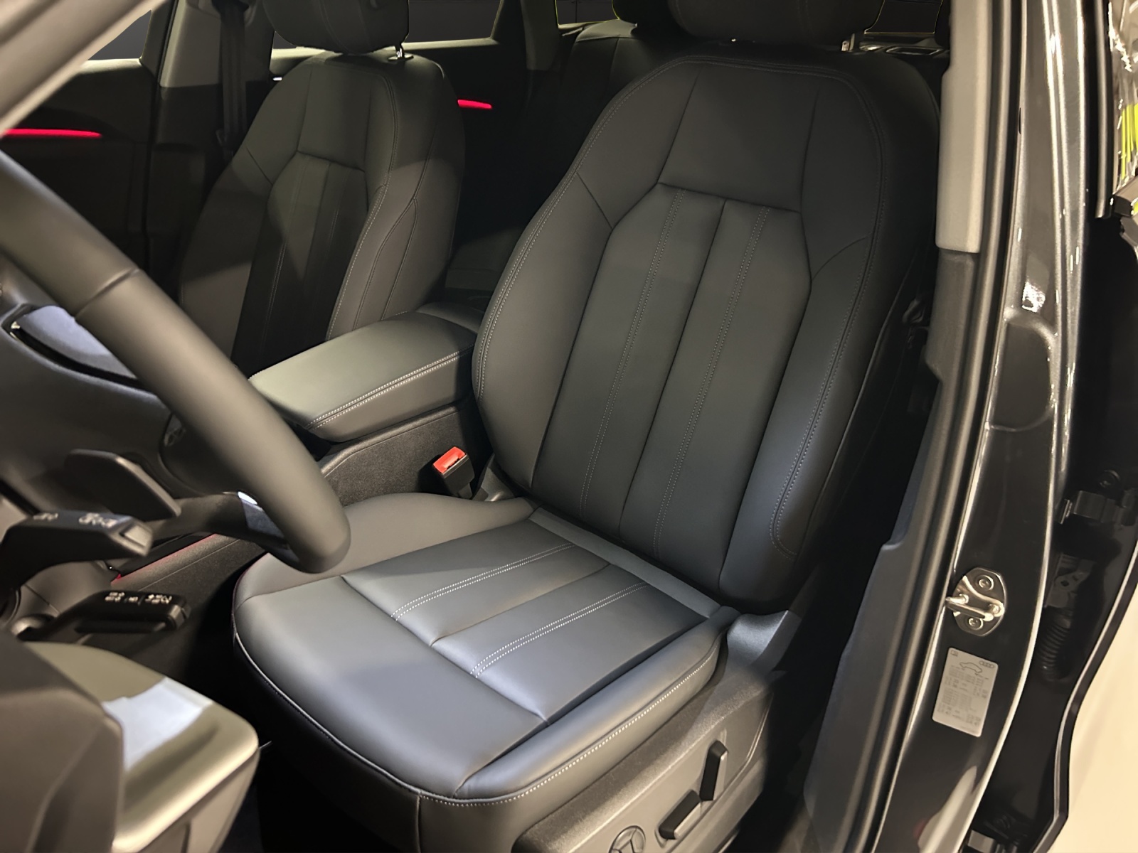 AUDI Q5 TFSI quatto 150 kW S-tronic-image-8