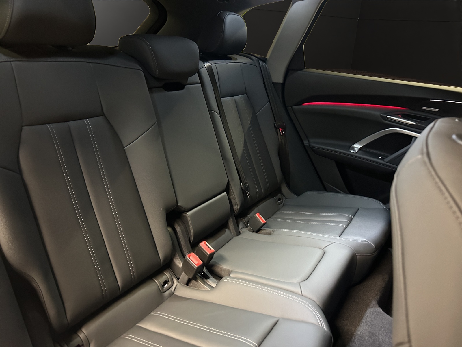 AUDI Q5 TFSI quatto 150 kW S-tronic-image-16