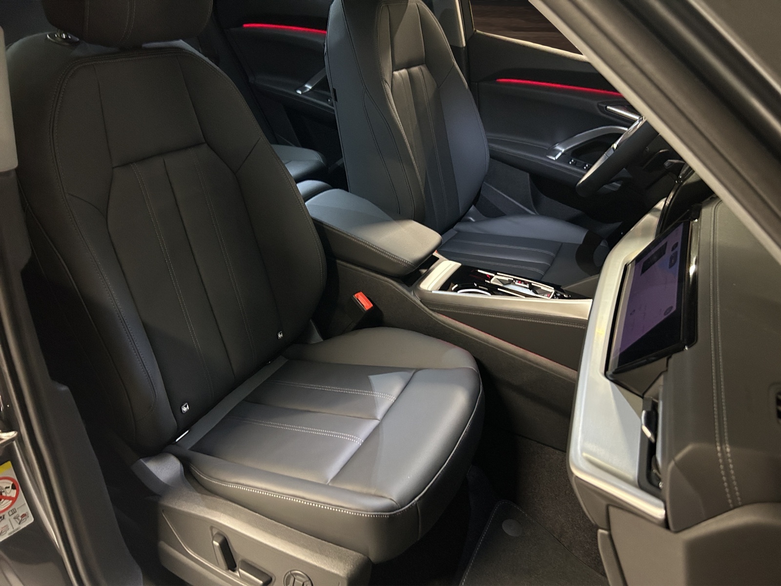 AUDI Q5 TFSI quatto 150 kW S-tronic-image-15
