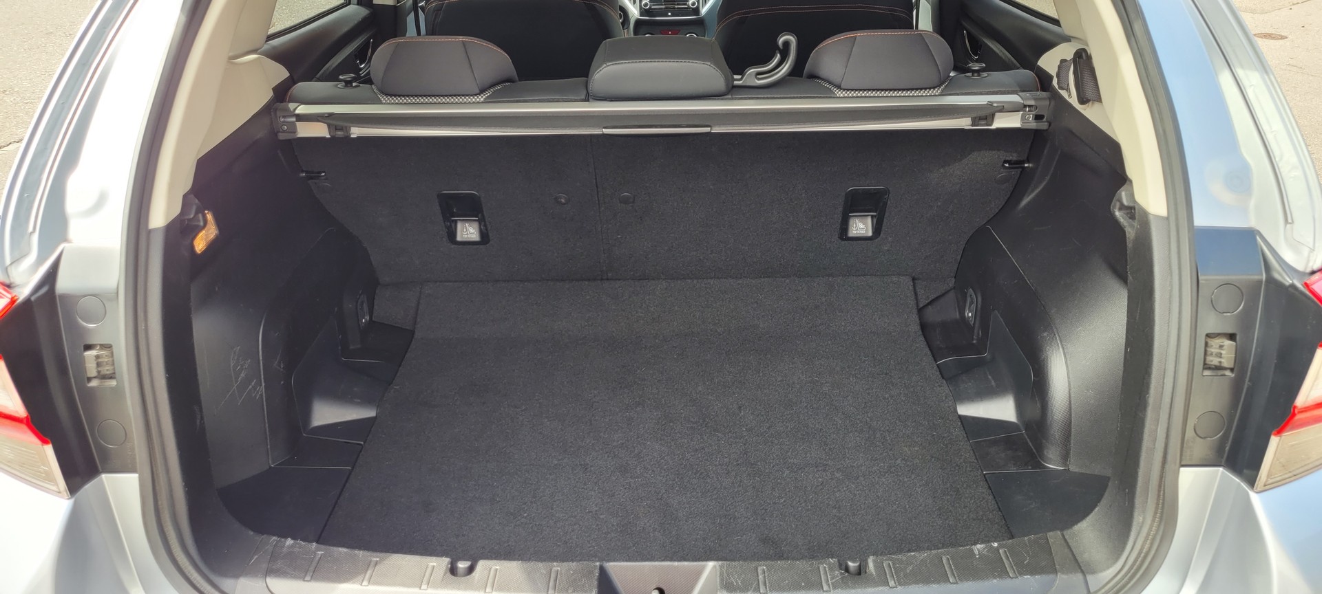 SUBARU XV 2.0 Swiss Plus AWD Lineartronic-image-10