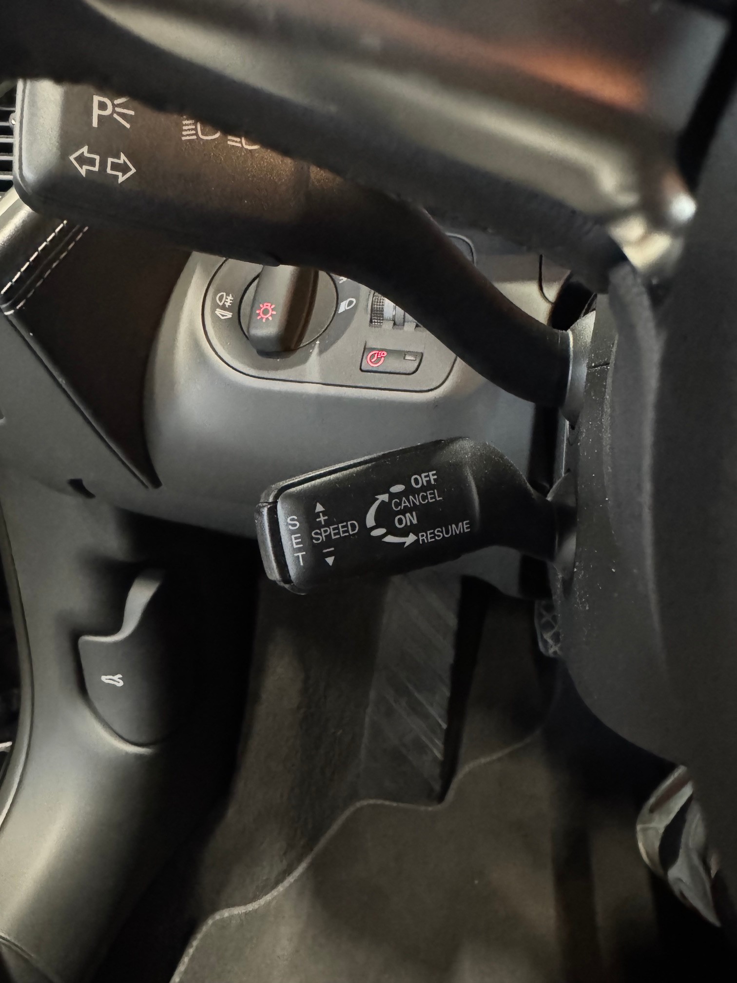 AUDI R8 Coupé 4.2 *Manual gearbox!*-image-13