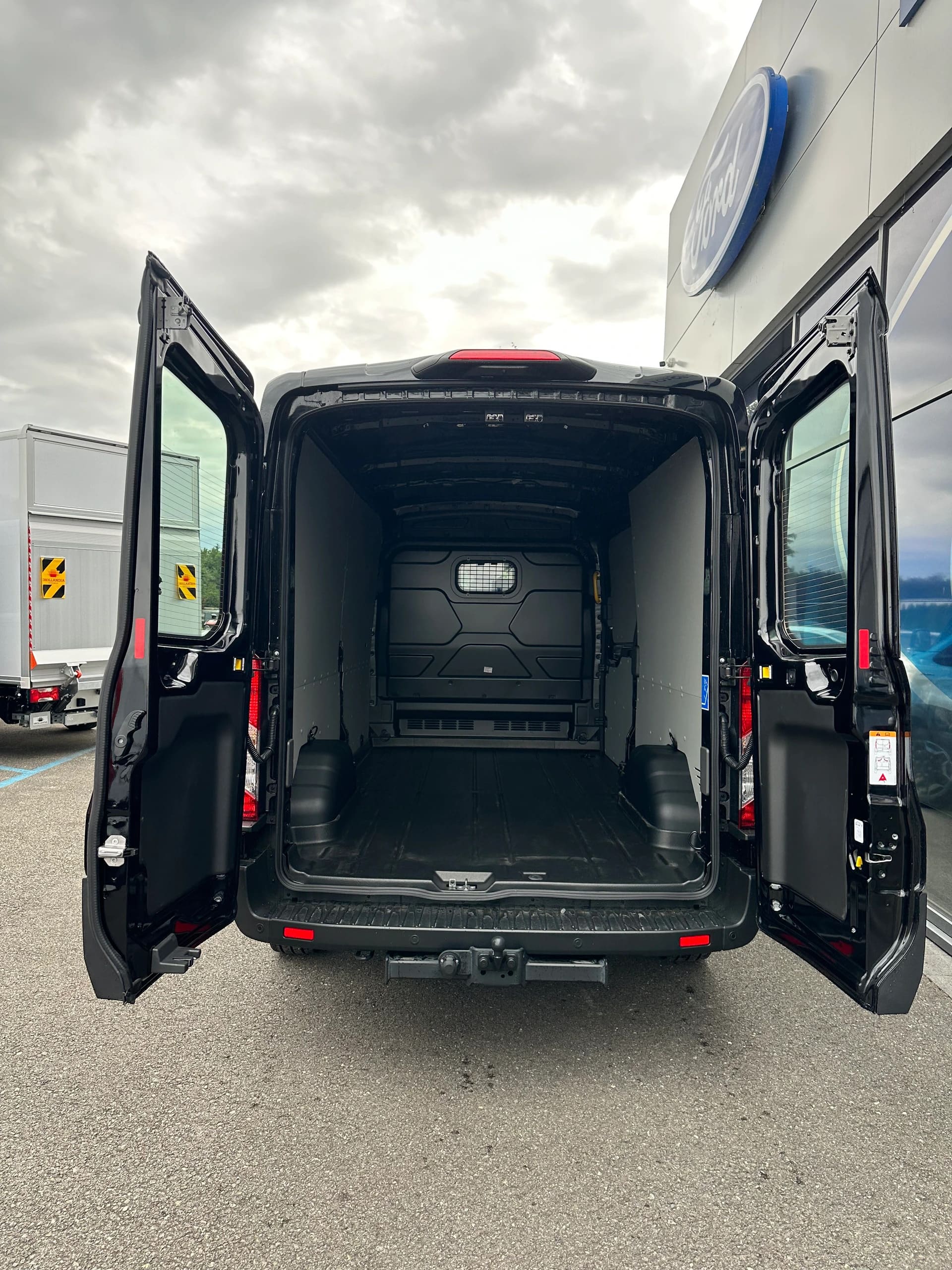 FORD Transit van 350 L3H2 2.0 EcoBl Trend/165CV/HD/Aut.-image-5