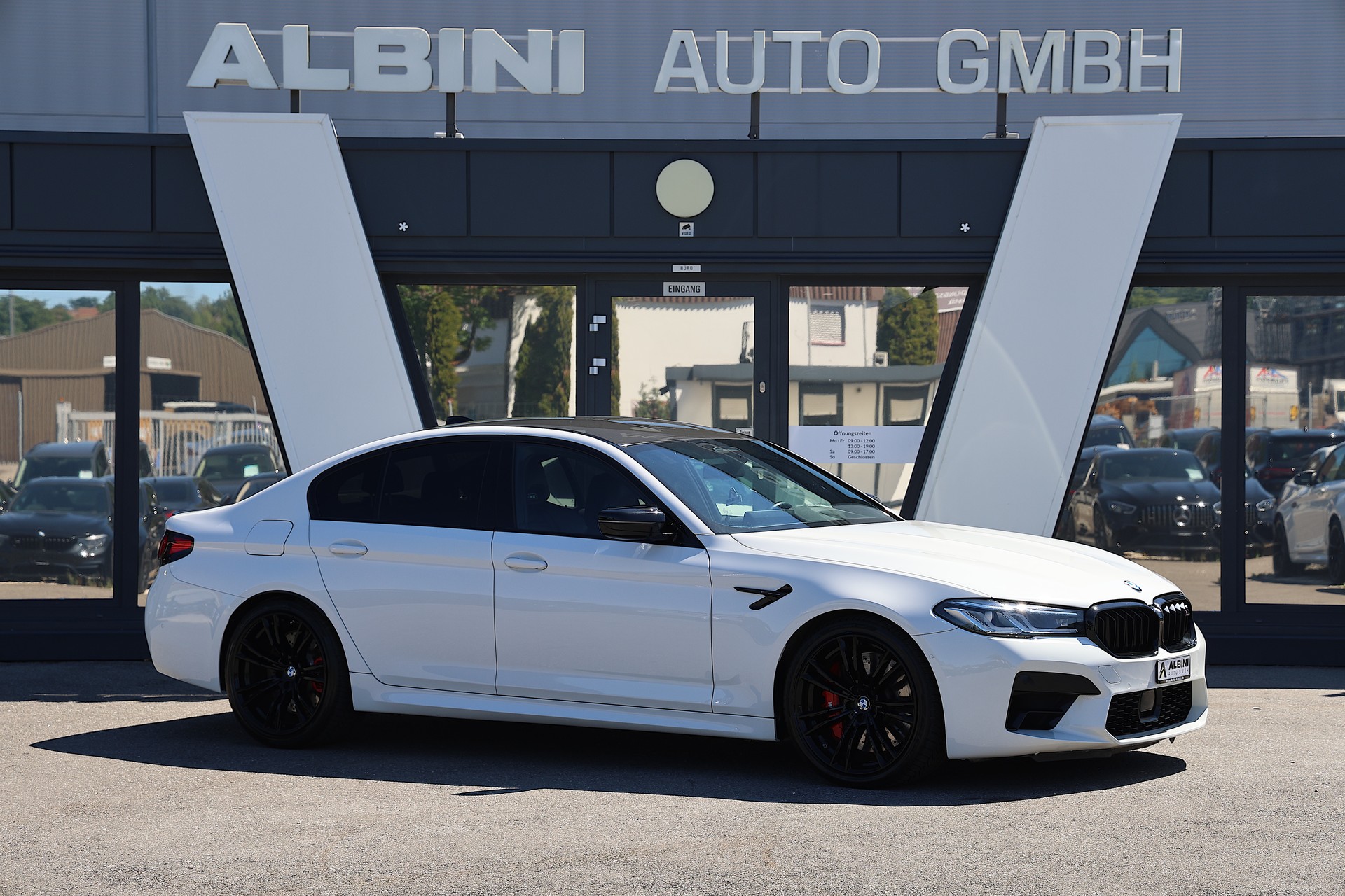 BMW M5 xDrive Competition Drivelogic *Alpinweiss |||*-image-2