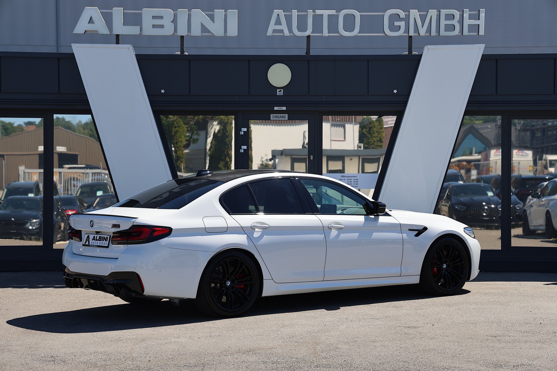 BMW M5 xDrive Competition Drivelogic *Alpinweiss |||*-image-3