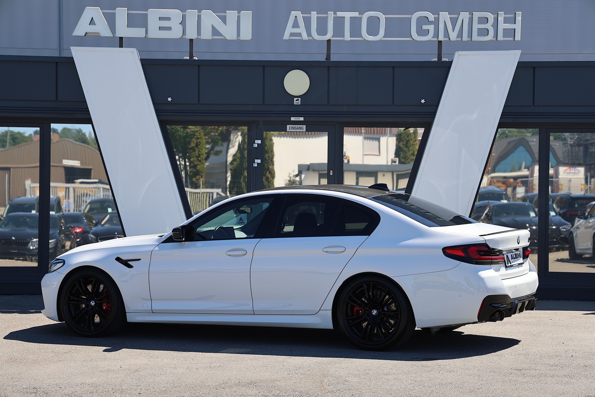 BMW M5 xDrive Competition Drivelogic *Alpinweiss |||*-image-4