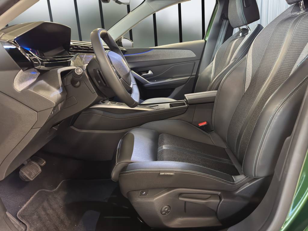 PEUGEOT 308 1.6 PHEV 180 Allure Pack-image-7