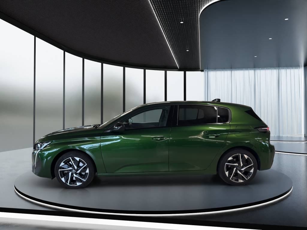 PEUGEOT 308 1.6 PHEV 180 Allure Pack-image-2