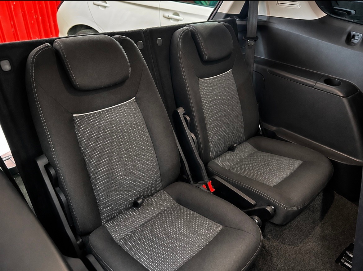 FORD S-Max 1.6 SCTi Carving 7 Sitzer-image-5