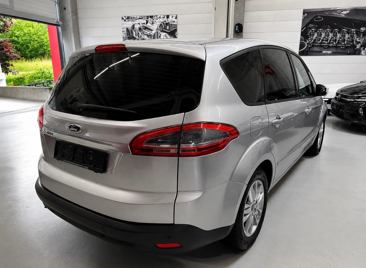 FORD S-Max 1.6 SCTi Carving 7 Sitzer-image-3