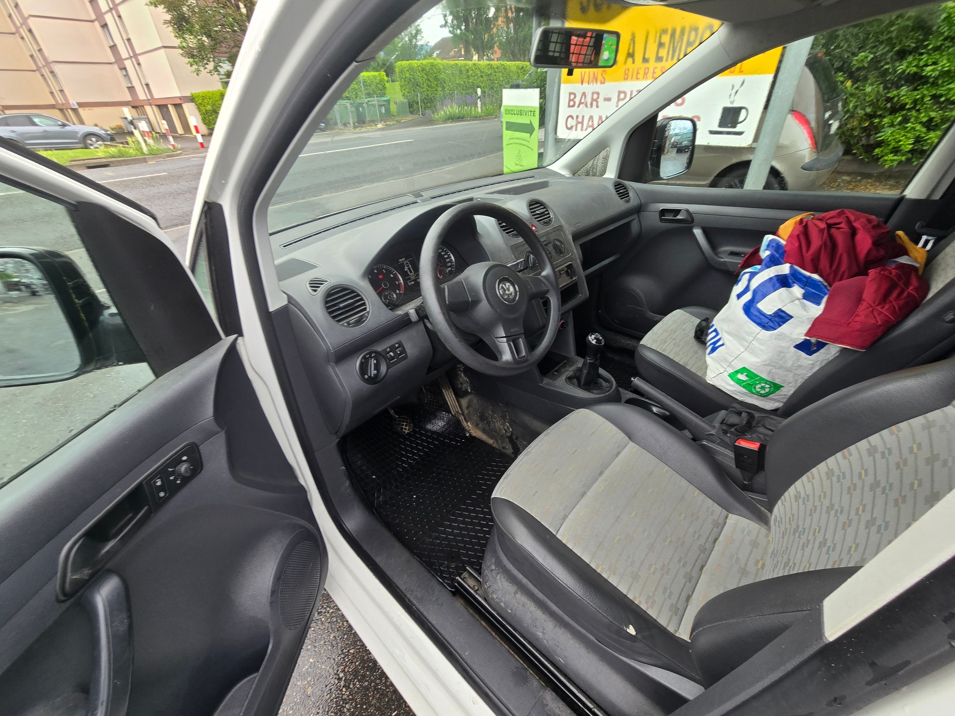 VW Caddy 2.0 EcoFuel-image-1