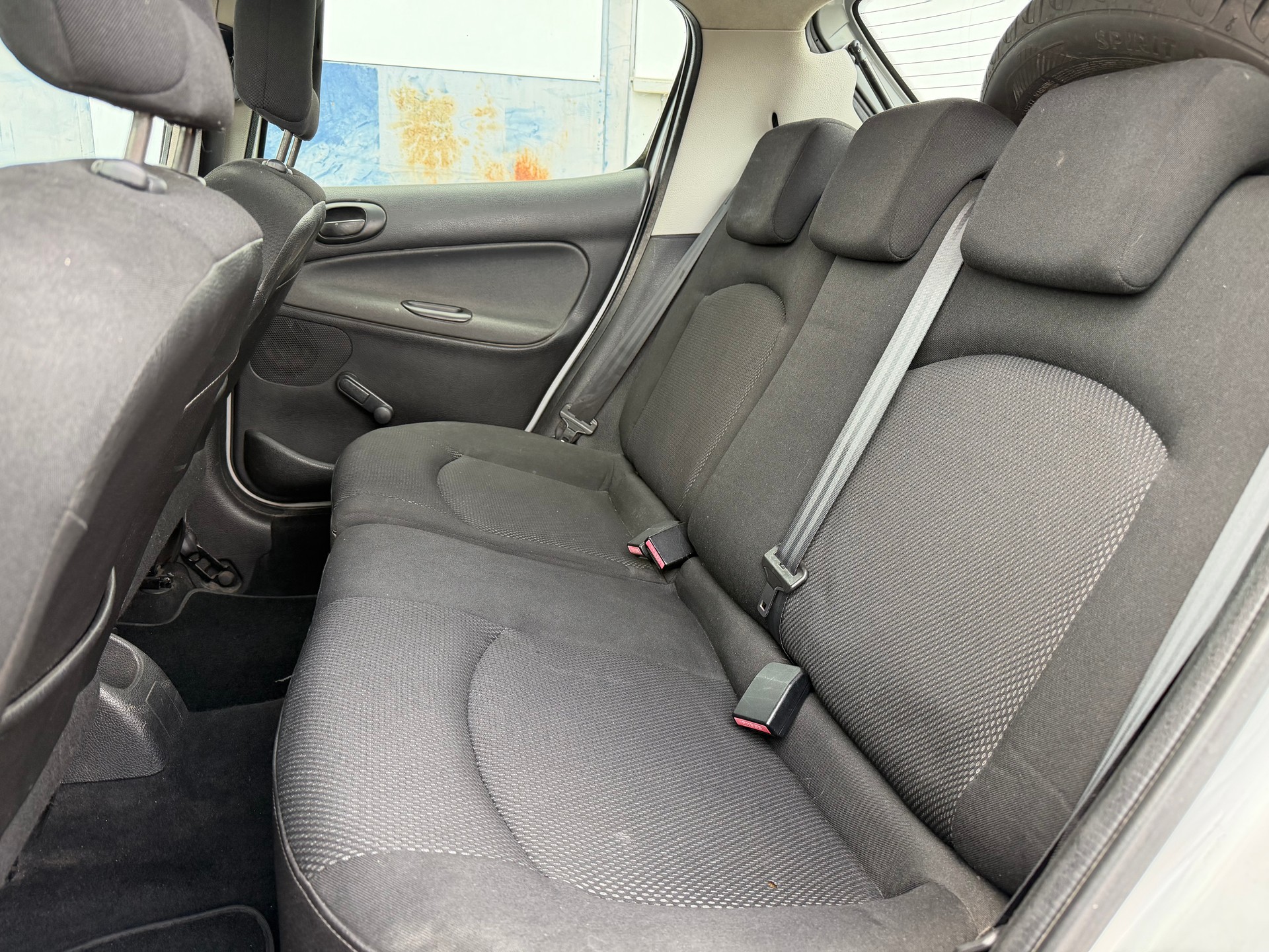 PEUGEOT 206-image-7