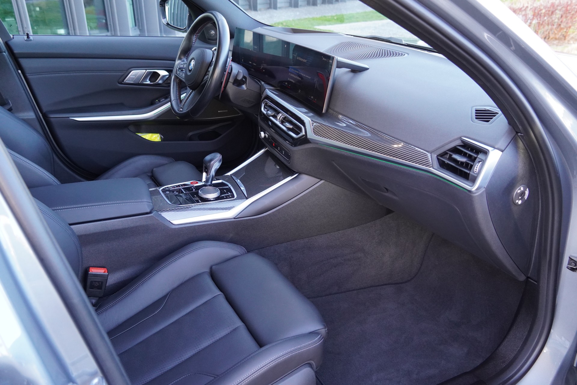 BMW M3 Competition M xDrive// CURVED DISPLAY //CARBON INTERIEURLEISTEN//-image-7