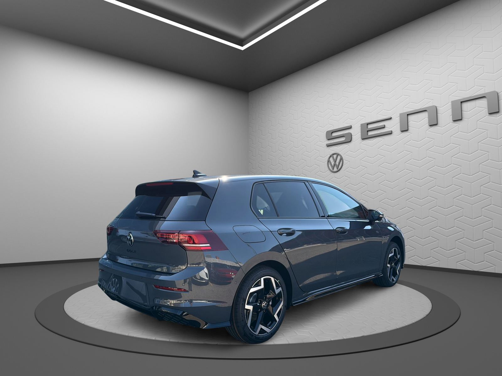 VW Golf 1.5 e TSI mHEV R-Line DSG-image-2