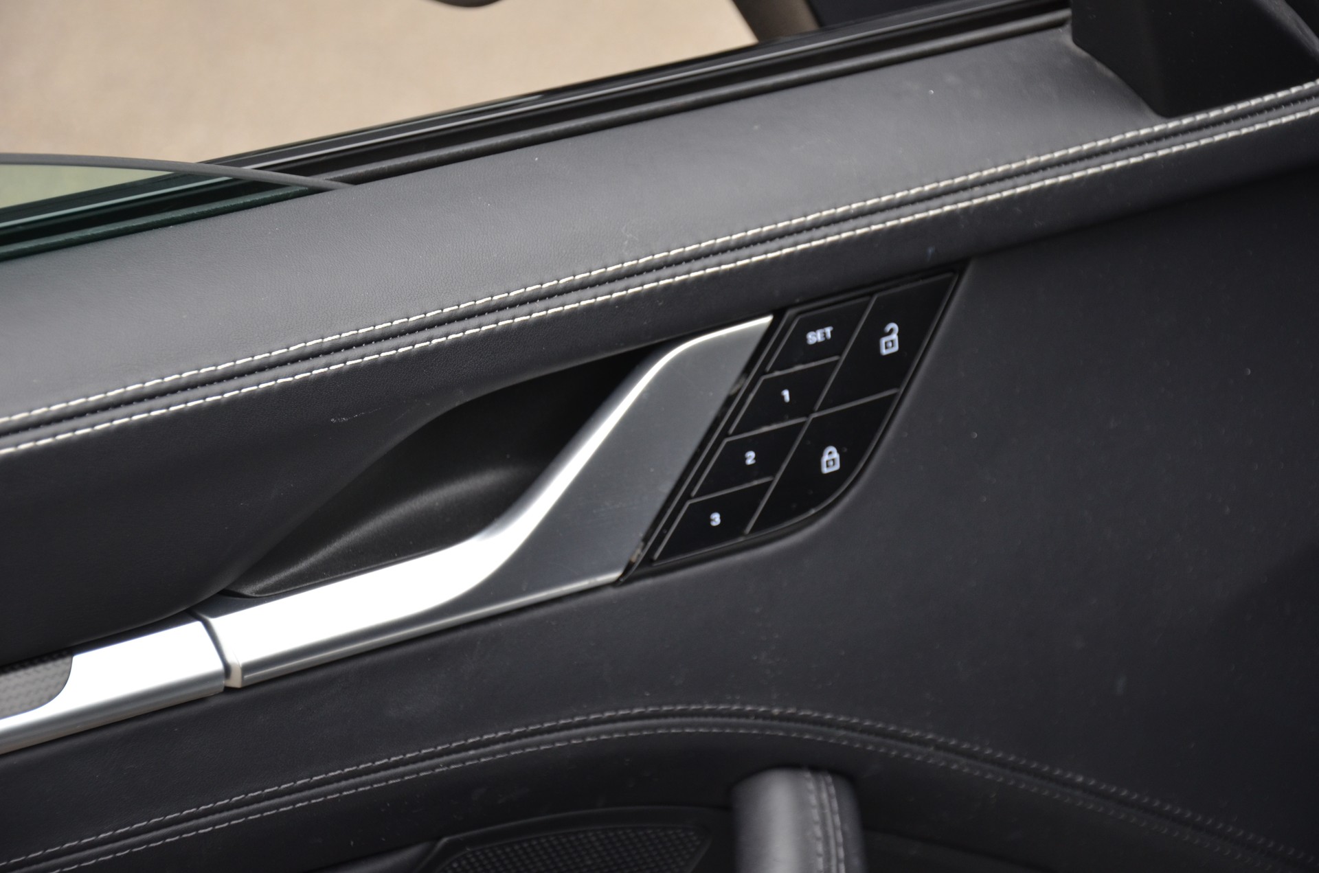 PORSCHE 911 Turbo S PDK Sport Design Paket - CH-Fahrzeug-image-15