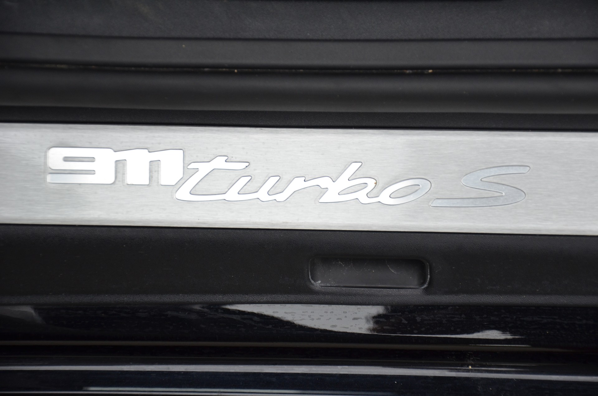 PORSCHE 911 Turbo S PDK Sport Design Paket - CH-Fahrzeug-image-22