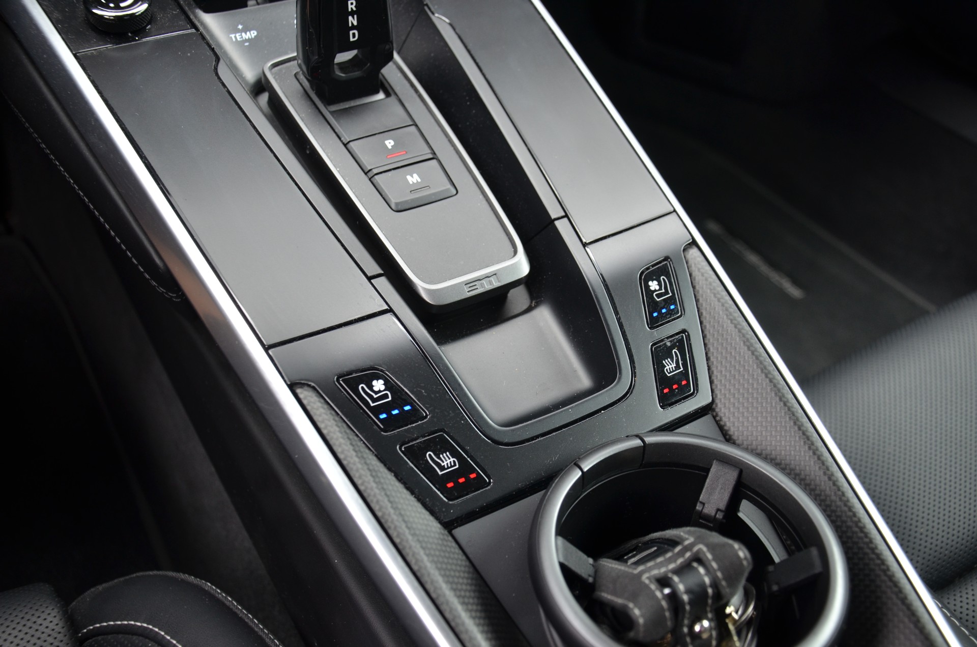 PORSCHE 911 Turbo S PDK Sport Design Paket - CH-Fahrzeug-image-17