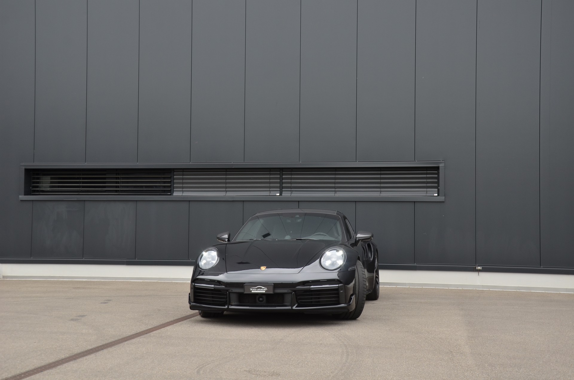 PORSCHE 911 Turbo S PDK Sport Design Paket - CH-Fahrzeug-image-4