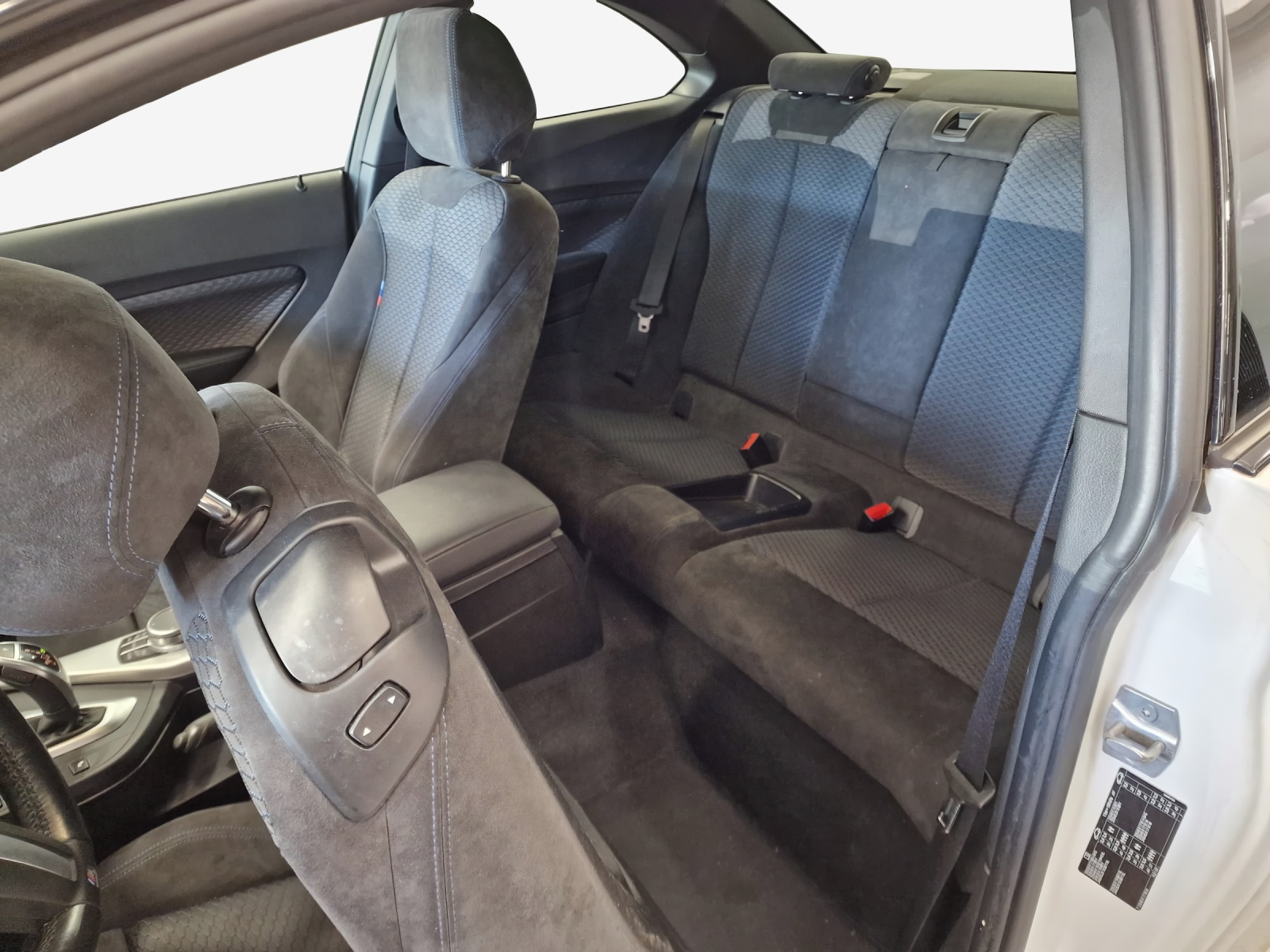 BMW 230i Steptronic-image-10