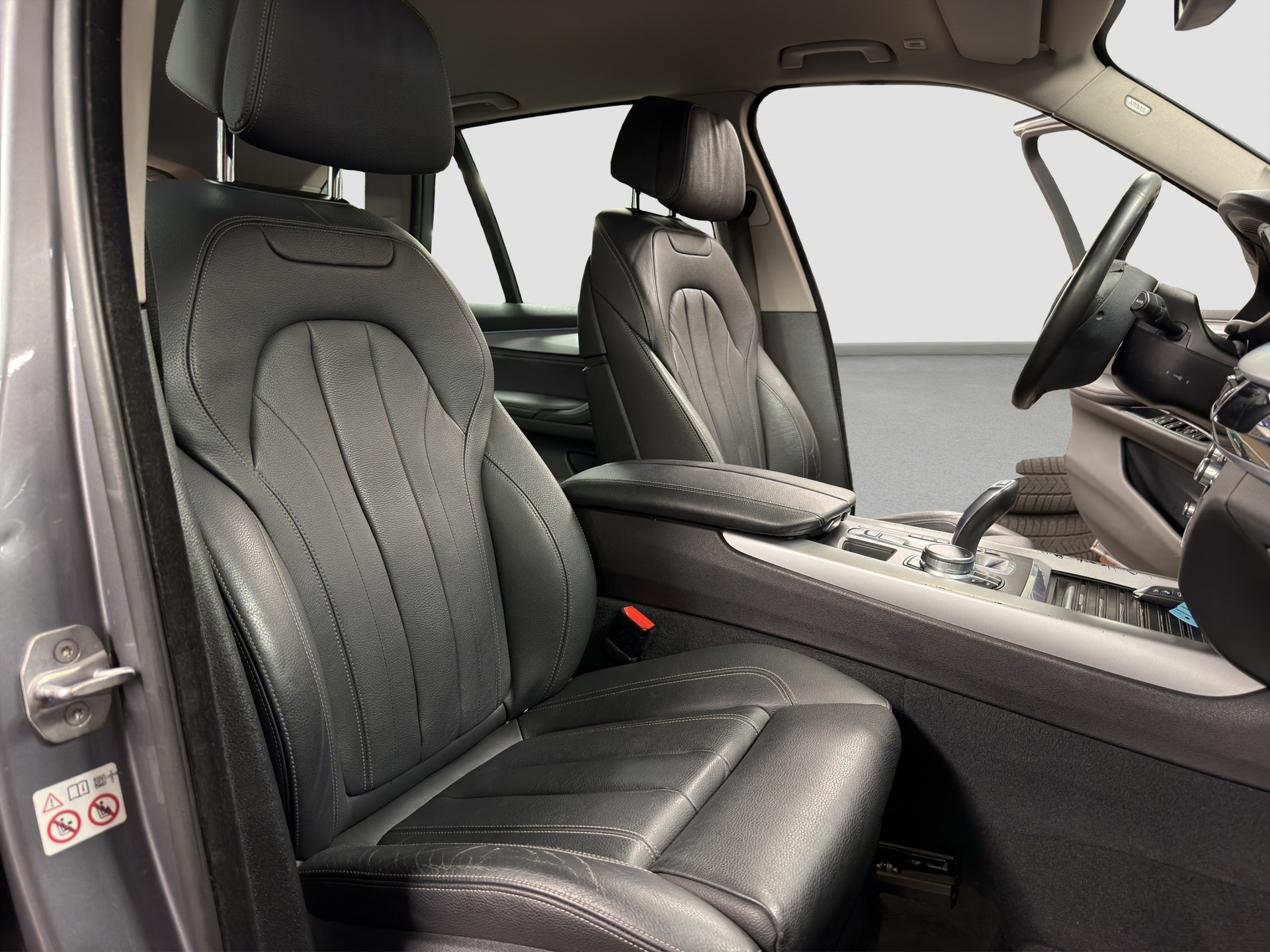 BMW X5 xDrive 30d Steptronic-image-13