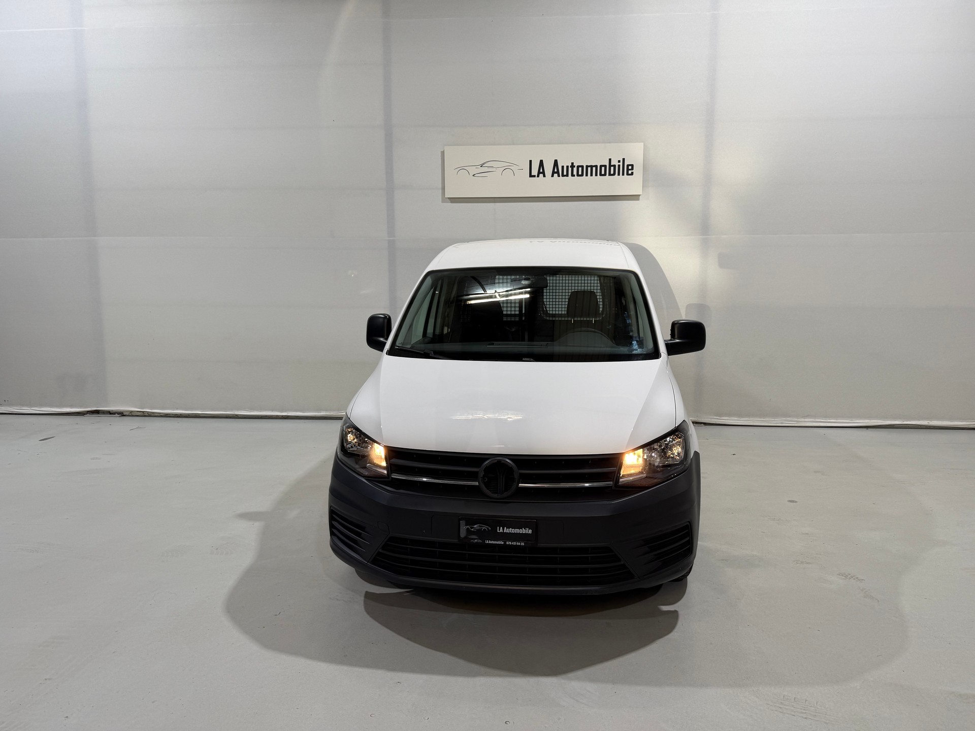 VW Caddy 1.2 TSI Entry BlueMotion Technology-image-3