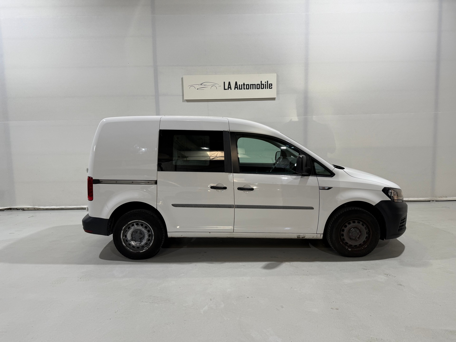 VW Caddy 1.2 TSI Entry BlueMotion Technology-image-6