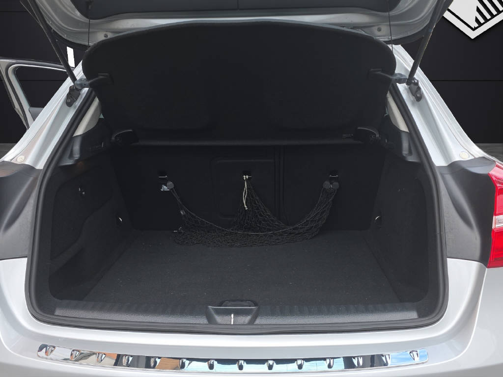 MERCEDES-BENZ GLA 200 CDI Style 4m-image-10