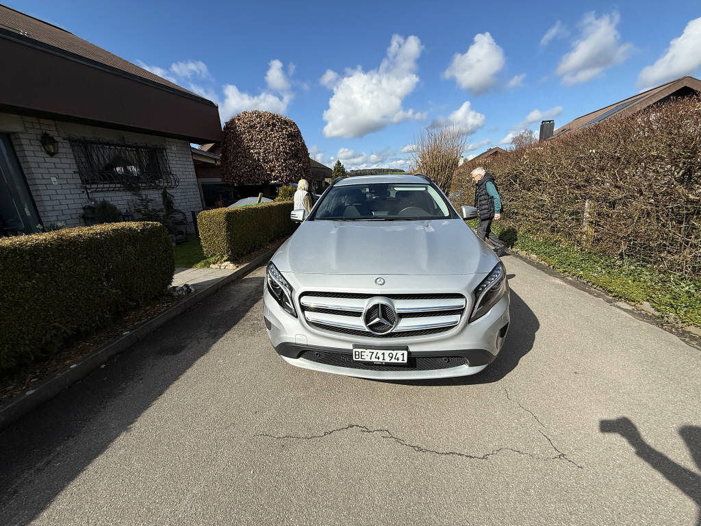 MERCEDES-BENZ GLA 200 CDI Style 4m-image-8