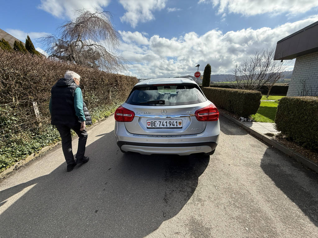 MERCEDES-BENZ GLA 200 CDI Style 4m-image-5