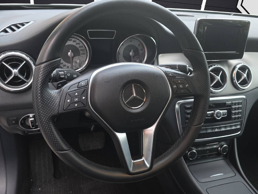 MERCEDES-BENZ GLA 200 CDI Style 4m-image-7